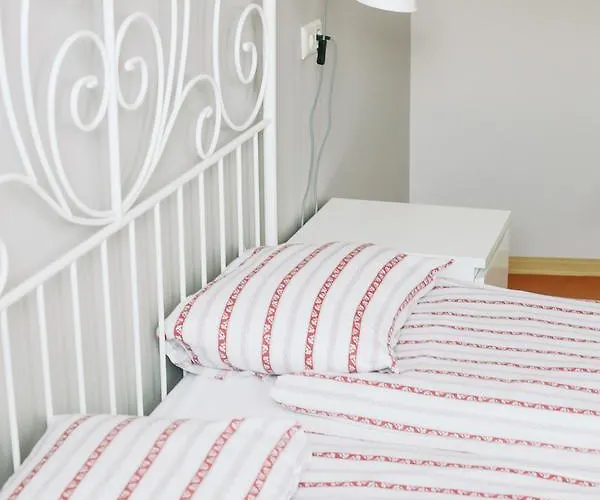 リバティー ホテル 3*