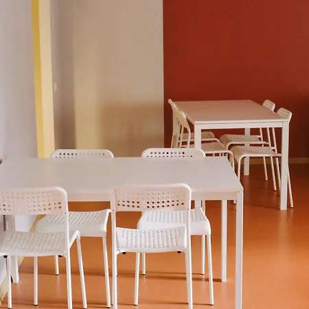 リバティー ホテル 3*